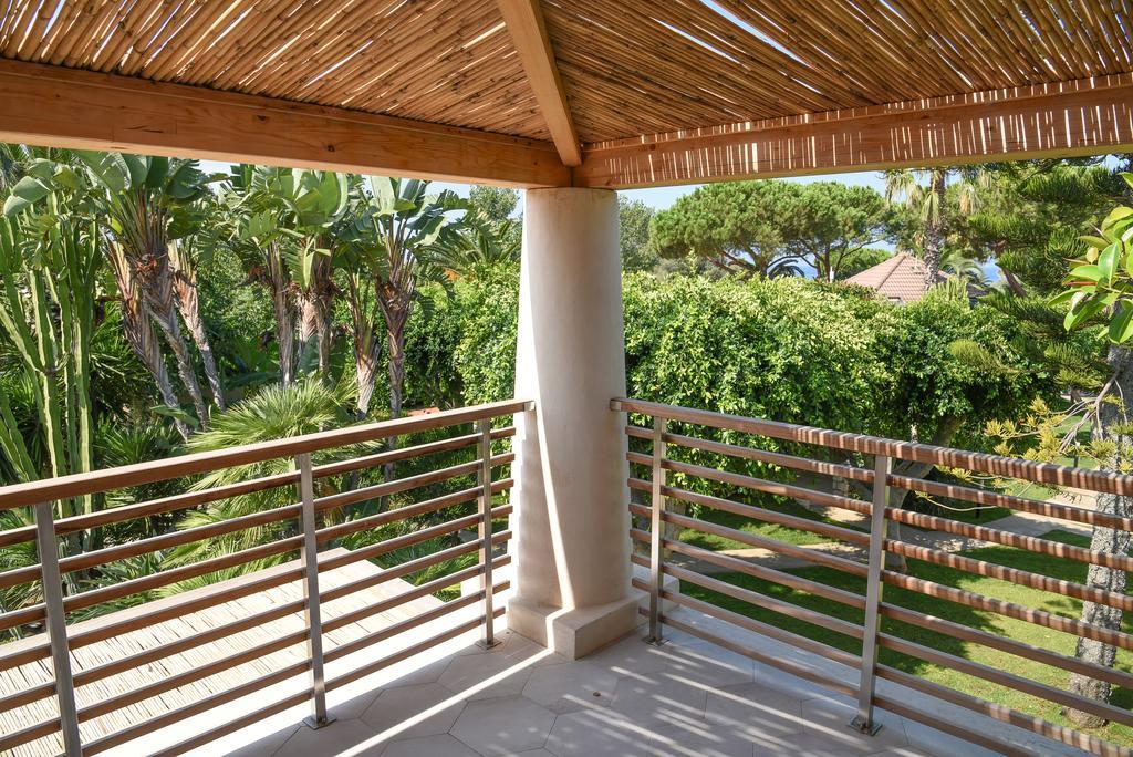 Baia Del Sole Resort Capo Vaticano Exterior photo